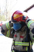 Dateiname=atemschutztraining_011.jpg
Dateigröße=70KB
Abmessungen: 427x640
hinzugefügt am: 17. April 2011 atemschutztraining_011.jpg