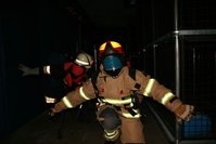 Dateiname=atemschutztraining_021.jpg
Dateigröße=43KB
Abmessungen: 640x427
hinzugefügt am: 17. April 2011 atemschutztraining_021.jpg