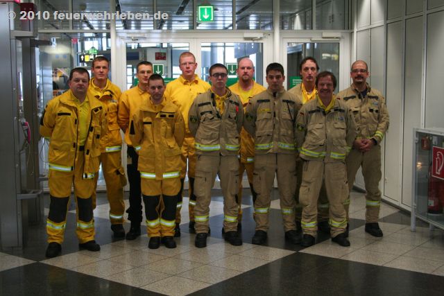 Teamfoto von @fire am Münchner Flughafen (Quelle: Irakli West)