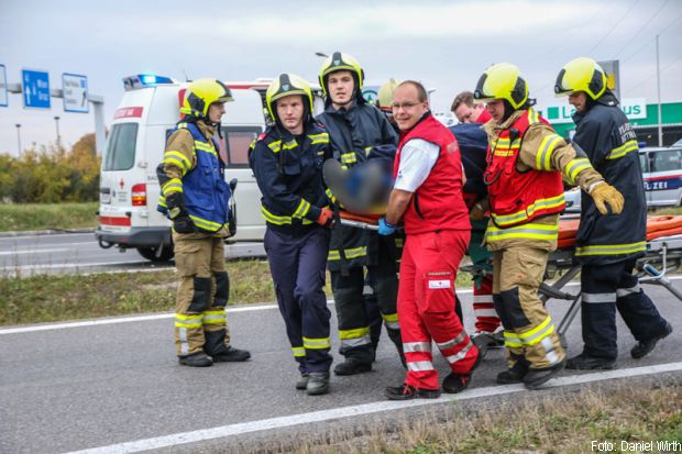 Große Seitenöffnung Verkehrsunfall