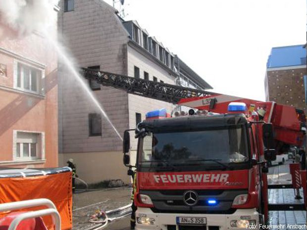 Sprungretter Wohnungsbrand Ansbach