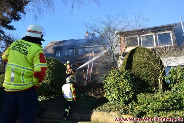 Brand Weihnachtsbaum Christbaum