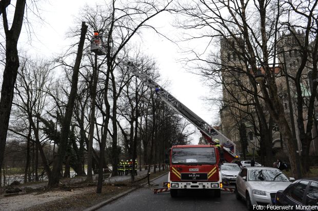 Unwetter München Feuerwehr Sturm