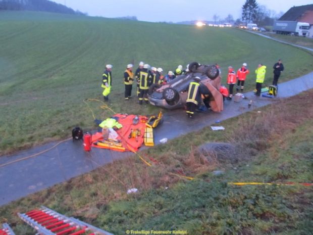 Auto Dach Feuerwehr