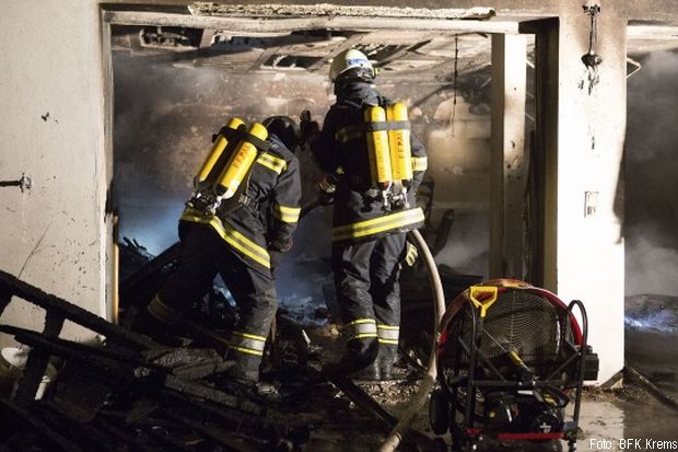 Garagenbrand Krems Feuer