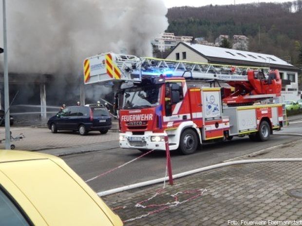 Großbrand Auto Werkstatt