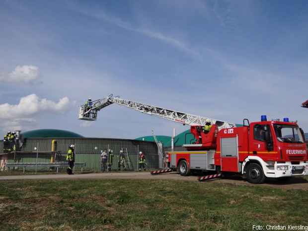 Feuer Biogasanlage Feuerwehr