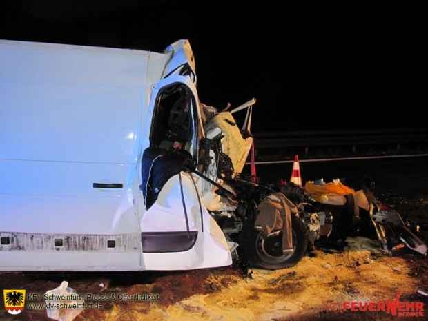 Stauende Unfall Transporter