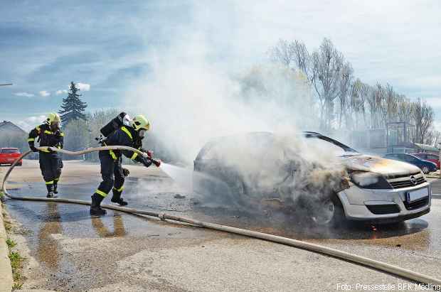 Verbrennungen Brand Pkw