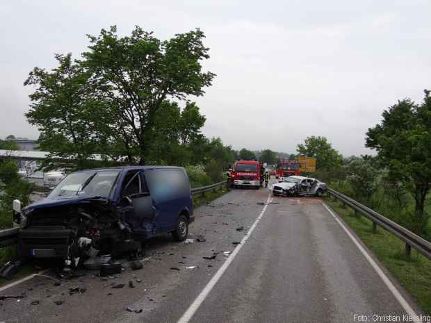 Unfall Auto Feuerwehr